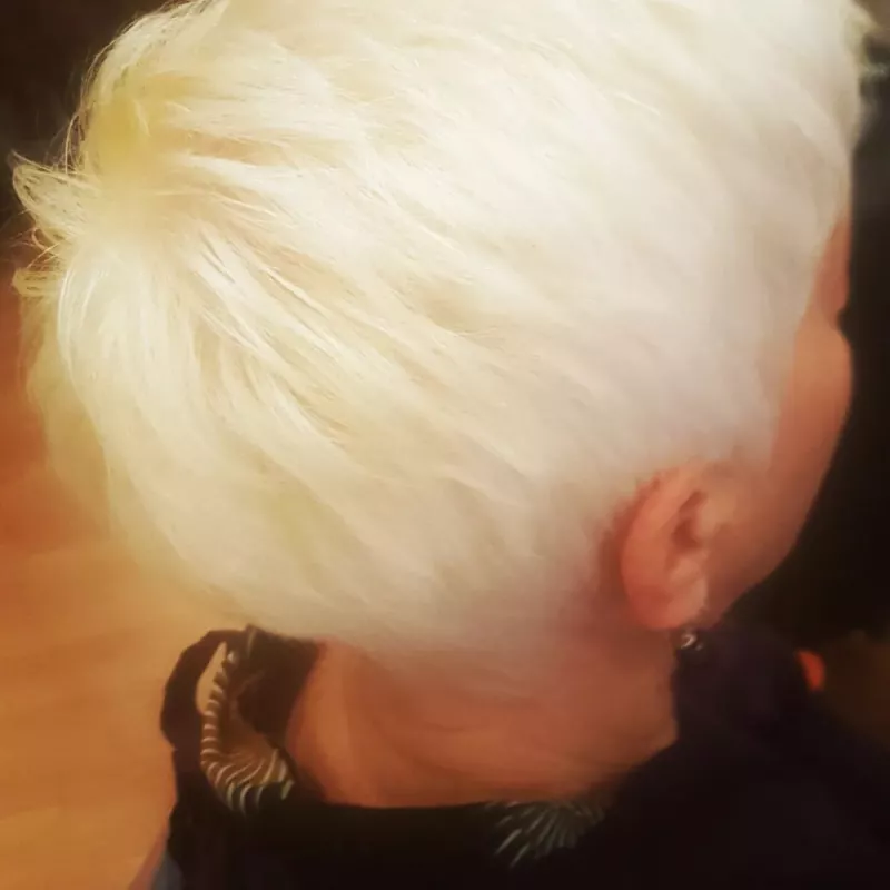 Coupe pour femme, Feurs, Bulle d'Hair