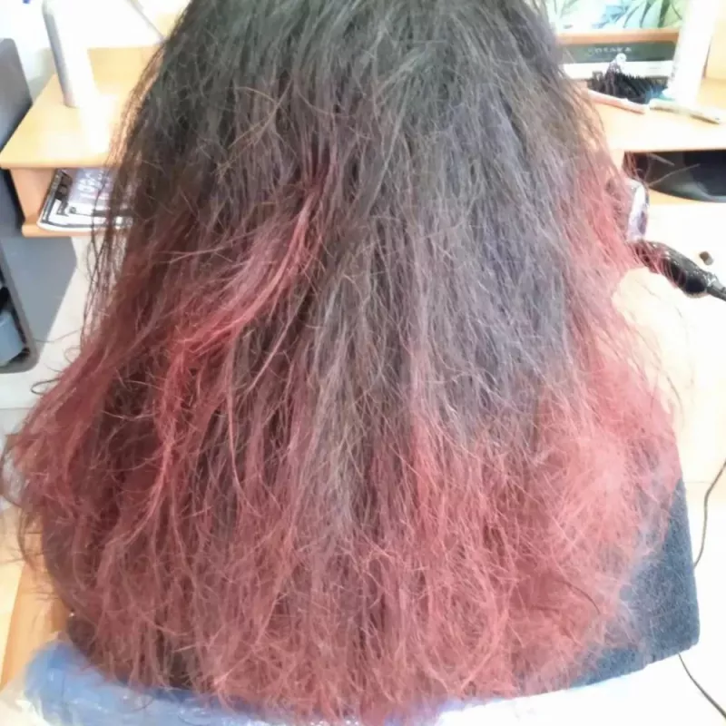 Coupe pour femme, Feurs, Bulle d'Hair