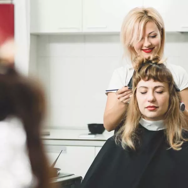 Traitement soin miracle pour cheveux très abîmés coiffeur, Feurs, Bulle d'Hair